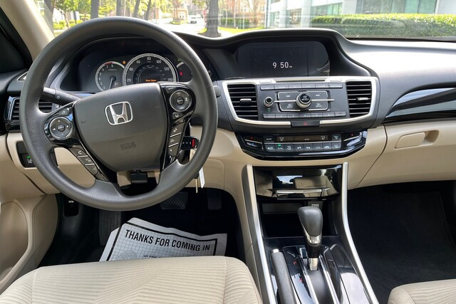 2017HondaAccordLX_White_DriverSeat