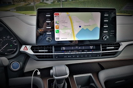 Toyota_Sienna_Monitor